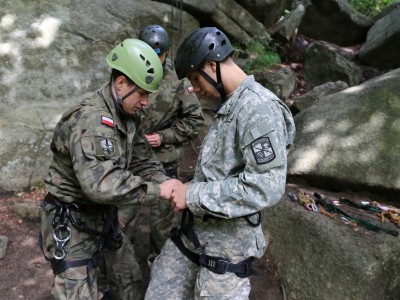 Żołnierze przeżyli prawdziwy survival (FOTO)