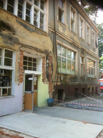 Człowiek umarł przed szpitalem, bo go nie wpuścili do środka - 4