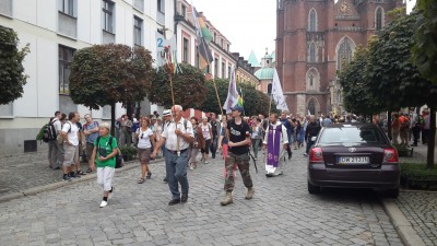Wrocławska pielgrzymka już w drodze (ZDJĘCIA) - 12