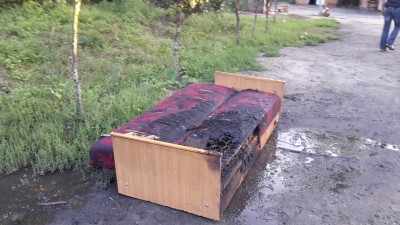 Pożar altanek. Z ogniem walczyły 4 zastępy (ZDJĘCIA) - 3