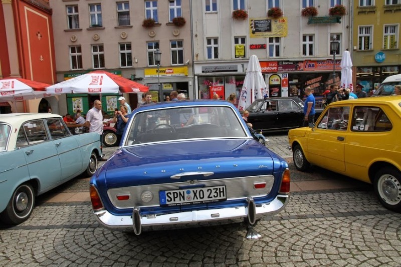 Ale cacka! Zabytkowe auta zobaczysz w Wałbrzychu - zdjęcia: Stowarzyszenie Motor – Weteran Wałbrzych