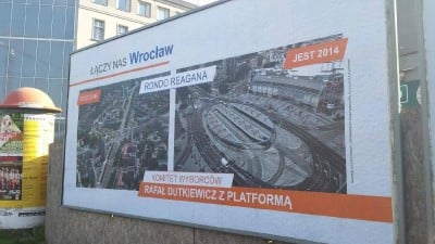Rafał Dutkiewicz z Platformą: Rozlepiali bilboardy wyborcze