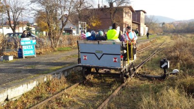 Kowary: Odsłonili zabytkowy dźwig i uruchomili drezynę (FOTO) - 11
