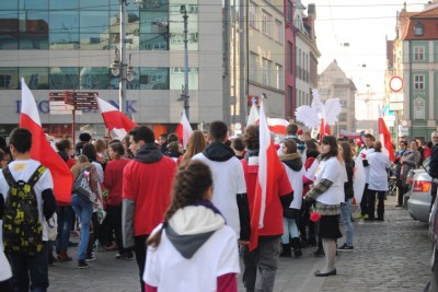 Święto Niepodległości: Tysiące ludzi i osiem osób zatrzymanych - 19