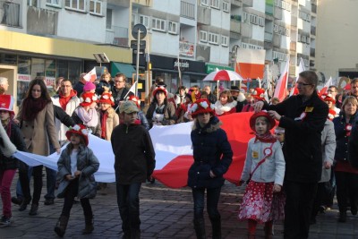 Święto Niepodległości: Tysiące ludzi i osiem osób zatrzymanych - 3