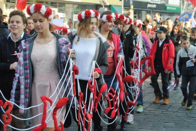 Święto Niepodległości: Tysiące ludzi i osiem osób zatrzymanych - 7