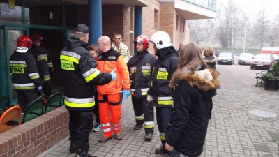 Gaz pieprzowy i ewakuacja uczniów w Kamiennej Górze - 1