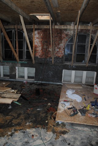Pożar zamku Książ: Już dwie osoby usłyszały zarzuty - 6