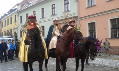 Orszak Trzech Króli na ulicach Wrocławia (ZDJĘCIA) - 1