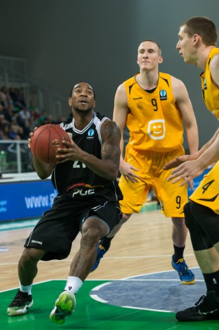 PGE Turów rozgromił Telenet! Świetny mecz Chylińskiego - 8