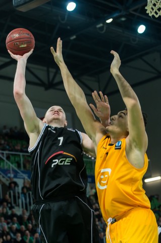 PGE Turów rozgromił Telenet! Świetny mecz Chylińskiego - 11
