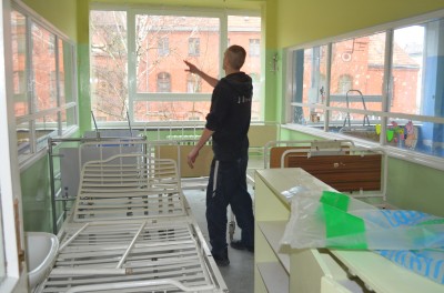 Remontują klinikę, bo mają dość fatalnych warunków - 2