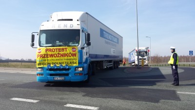 Blokady na DK8, protest na DK30 i A4 (ZOBACZ ZDJĘCIA) - 6