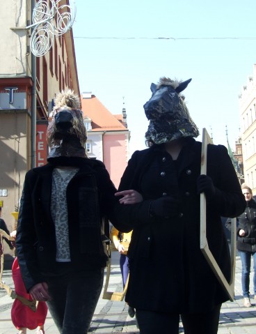 Plastyk, jak co roku, kolorowo przywitał wiosnę (ZDJĘCIA) - 20