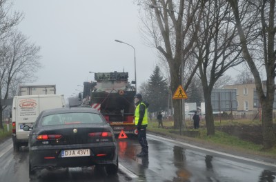 Wielkie korki na DK8: Ciężarówka wjechała w... (ZDJĘCIA) - 8
