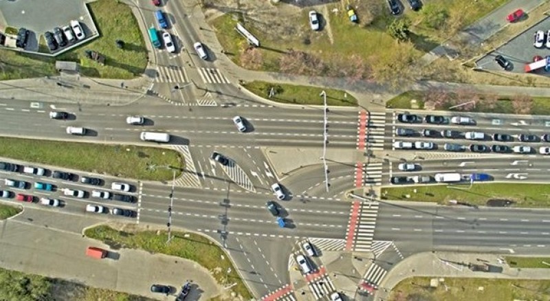 Wrocław: Dron już sprawdza, jak działają sekundniki - fot. DronEye.pl
