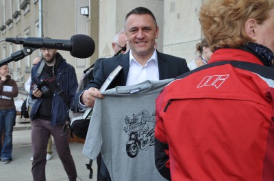 150 motocykli przed urzędem wojewódzkim (ZOBACZ) - 7