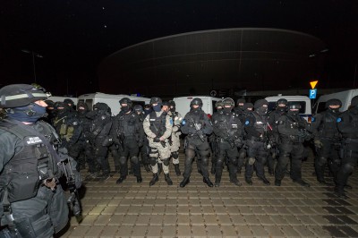 Antyterroryści na wrocławskim stadionie (ZDJĘCIA) - 14