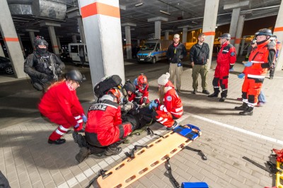 Antyterroryści na wrocławskim stadionie (ZDJĘCIA) - 1