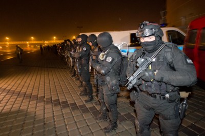 Antyterroryści na wrocławskim stadionie (ZDJĘCIA) - 19