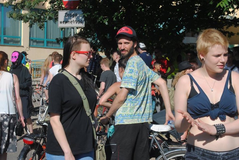 Barwna parada we Wrocławiu. Przeciw nienawiści