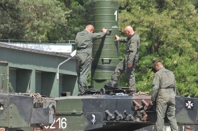 Trwa przerzut sił Bundeswehry do Żagania (GALERIA ZDJĘĆ)