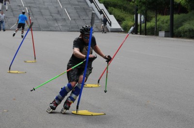 Inline Alpine: Slalom alpejski na rolkach pod stadionem - 8