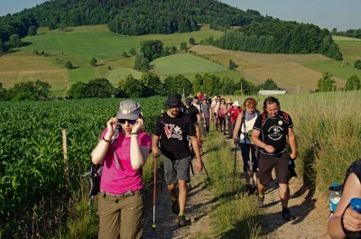 100 kilometrowy marsz w upale (MNÓSTWO ZDJĘĆ) - 9