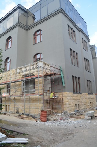 Siedziba GDDKiA się zmienia. Internauci piszą o "makabryle" - 3