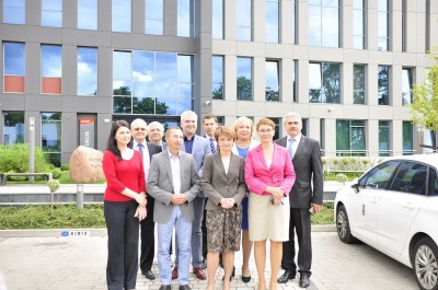 Minister Marię Wasiak przywitał robot EuGenius (Posłuchaj) - 0