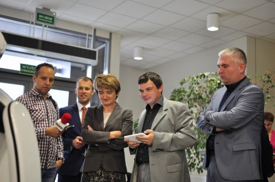 Minister Marię Wasiak przywitał robot EuGenius (Posłuchaj) - 8