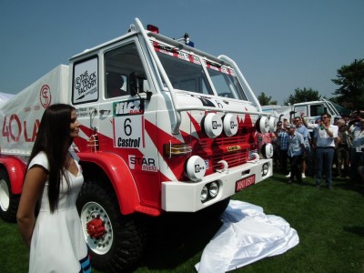 Niezwykłe samochody wyjechały na ulice (GALERIA ZDJĘĆ) - 19
