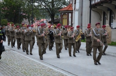 Orkiestry wojskowe w Świeradowie Zdroju (ZDJĘCIA) - 13