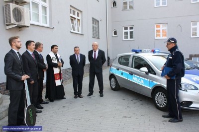 Nowe radiowozy dla policjantów z Milicza (ZDJĘCIA) - 1