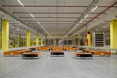Amazon: Magazynierzy będą pracować z robotami (FOTO) - 31