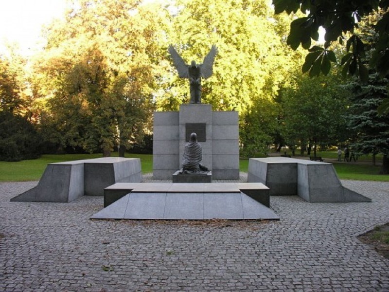 Wrocławski trop zbrodni katyńskiej: "Strażnik Pieczęci" - fot. Bonio/Wikipedia
