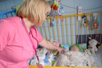Ma prawie 8 miesięcy i całe swoje życie spędził w szpitalach - 4