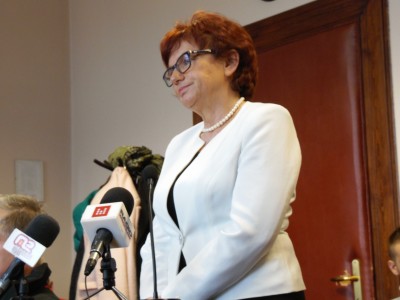 Skończyli studia z dyplomem i długiem - 8