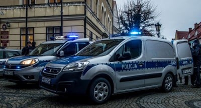 Nowe radiowozy dla policjantów z Legnicy i Polkowic (FOTO) - 6
