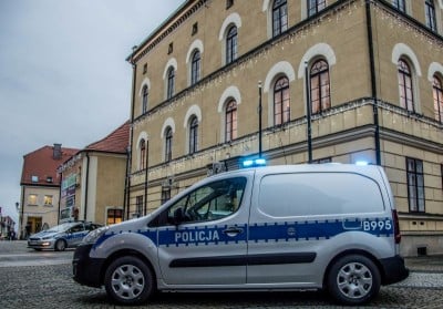 Nowe radiowozy dla policjantów z Legnicy i Polkowic (FOTO) - 8