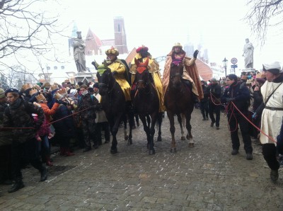Orszak Trzech Króli przeszedł ulicami Wrocławia (FOTO) - 16