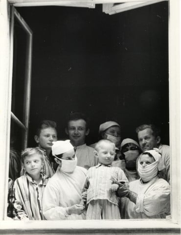 Z ARCHIWUM: Epidemia ospy we Wrocławiu (UNIKATOWE ZDJĘCIA) - 10