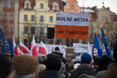 Manifestacja KOD we Wrocławiu (ZOBACZ ZDJĘCIA) - 4