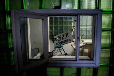 Zniszczył go socjalizm, dobił kapitalizm, uratują zakonnice? - 13