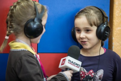 Akademia Młodego Radiowca: Nadajemy jak zwykle z Karkonoskiej 10 - 13