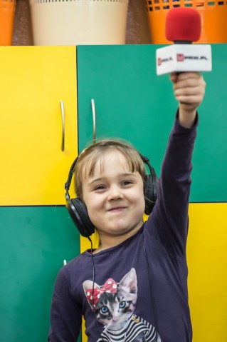 Akademia Młodego Radiowca: Nadajemy jak zwykle z Karkonoskiej 10 - 16