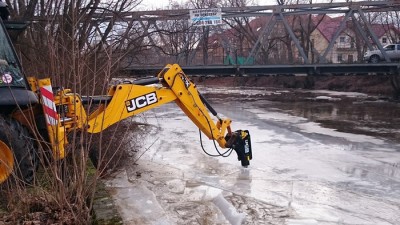 2,5-kilometrowa kra na Bobrze [Foto] - 9