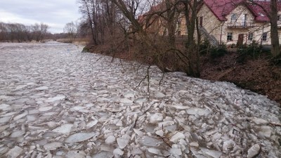 2,5-kilometrowa kra na Bobrze [Foto] - 17