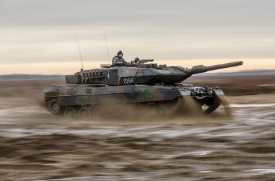 Armia się szkoli. Na 60 tonowych czołgach (GALERIA)