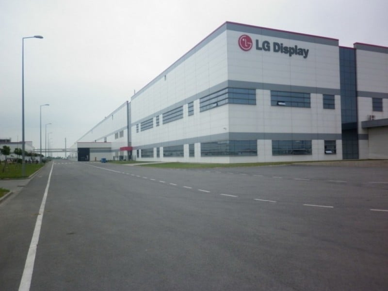 Będzie redukcja zatrudnienia w fabryce LG Display pod Wrocławiem - fot. s2.manifo.com